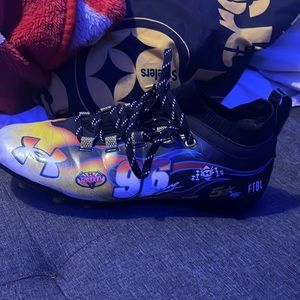 UNDER ARMOUR TOP SPEED BLUR RACING 96 LOW FOOTBALL/SOCCER CLEATS, SIZE 9 - RARE